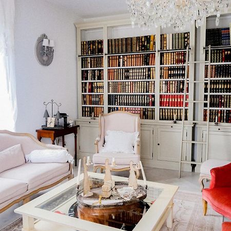 Готель Le Bonheur De L'Instant Saint-Medard-d'Aunis Екстер'єр фото